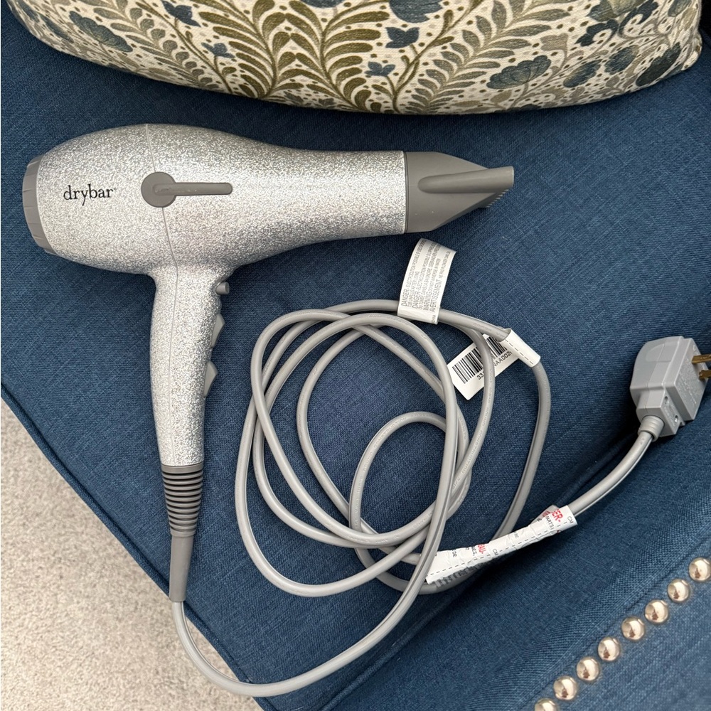 Drybar buttercup limited edition